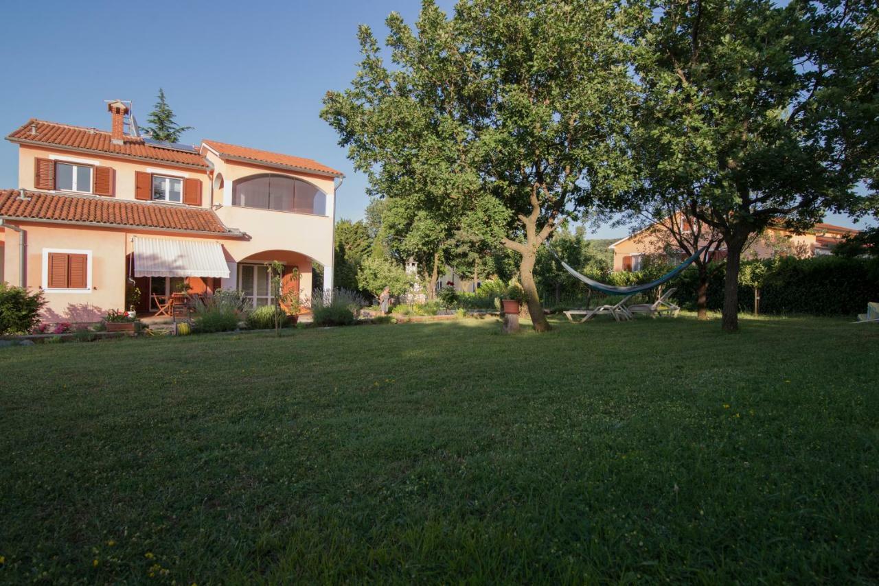 Apartments Eli Labin  Exterior photo